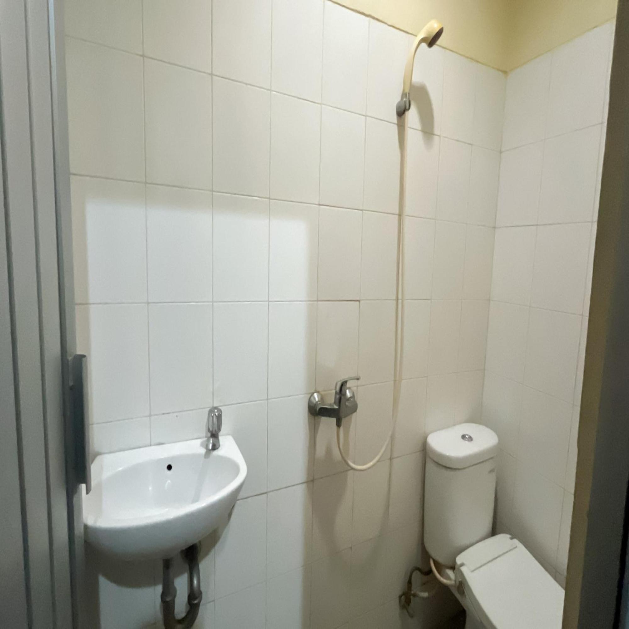 Arcadia Rooms Redpartner Jakarta Buitenkant foto