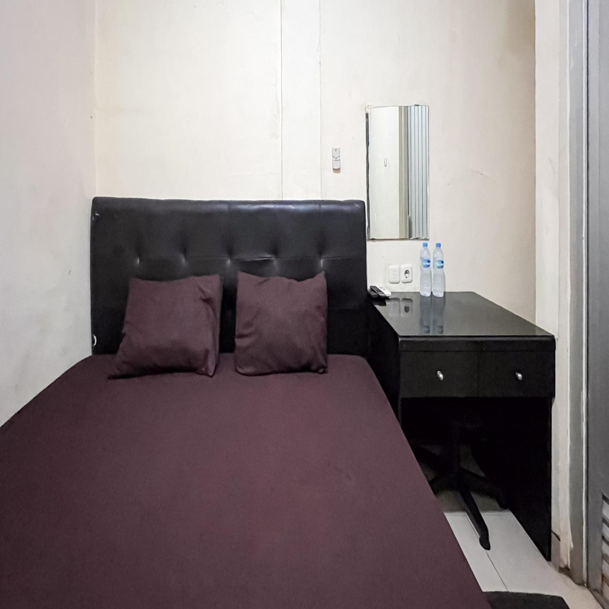 Arcadia Rooms Redpartner Jakarta Buitenkant foto