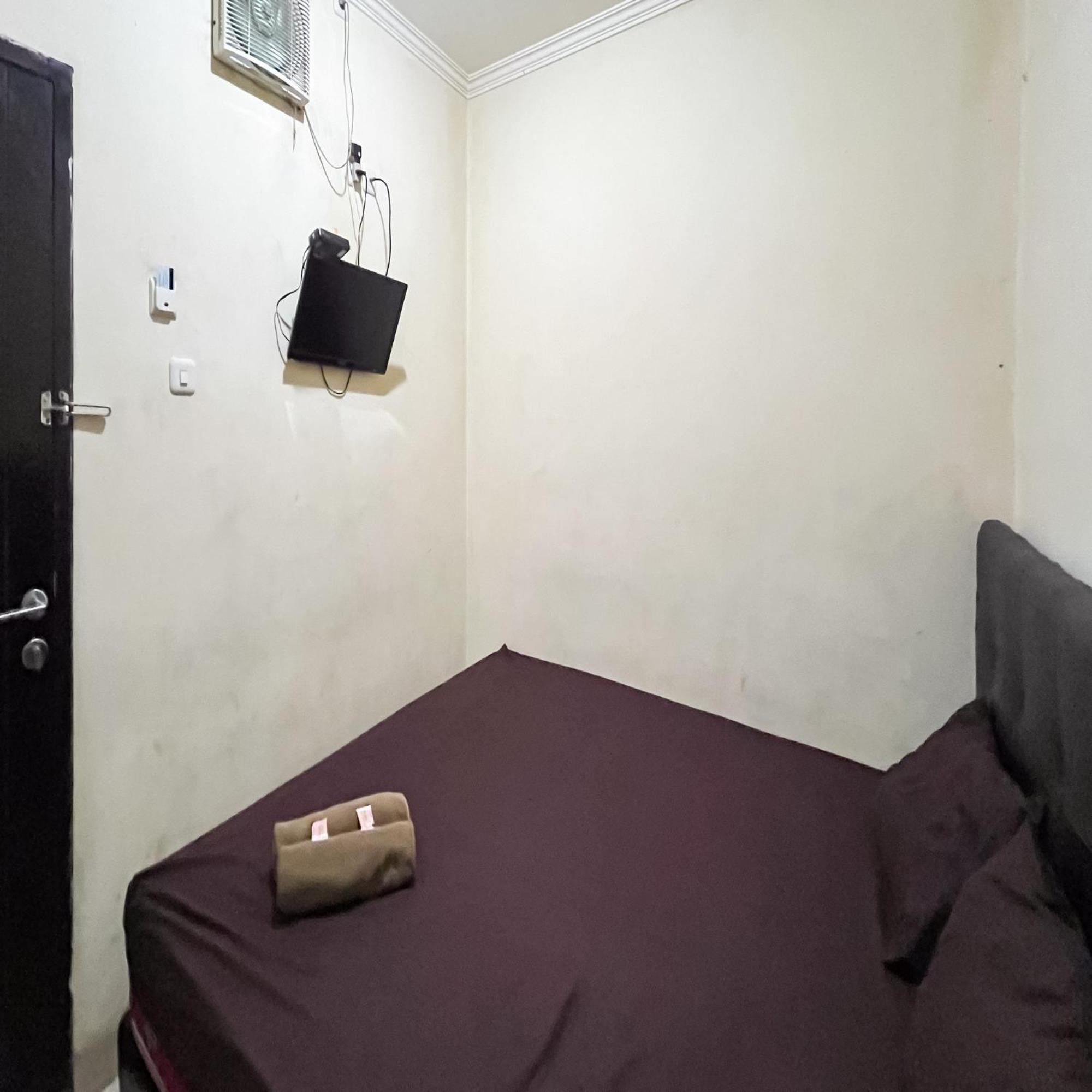 Arcadia Rooms Redpartner Jakarta Buitenkant foto