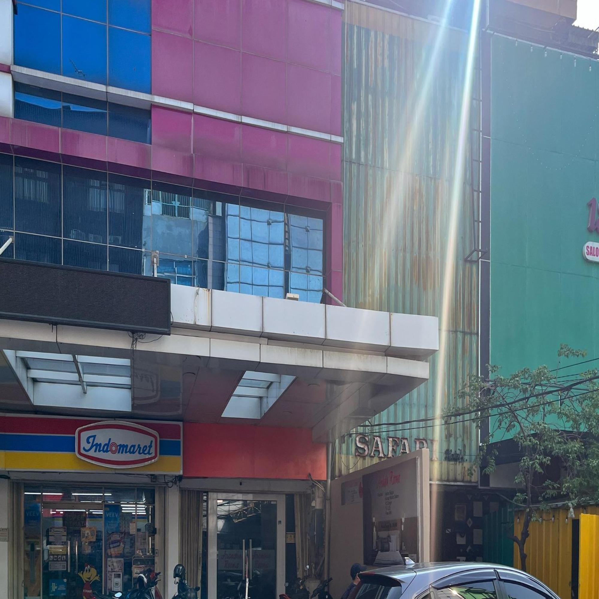Arcadia Rooms Redpartner Jakarta Buitenkant foto